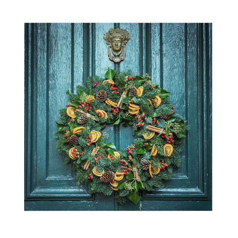 Floral Assortment -100g Whole Star Anise - 200g Cinnamon Sticks - 200g Pine Cones – Christmas Tree Decorations, Wreaths and Florist Supplies