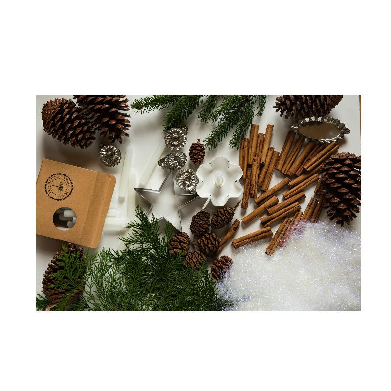 Floral Assortment -100g Whole Star Anise - 200g Cinnamon Sticks - 200g Pine Cones – Christmas Tree Decorations, Wreaths and Florist Supplies